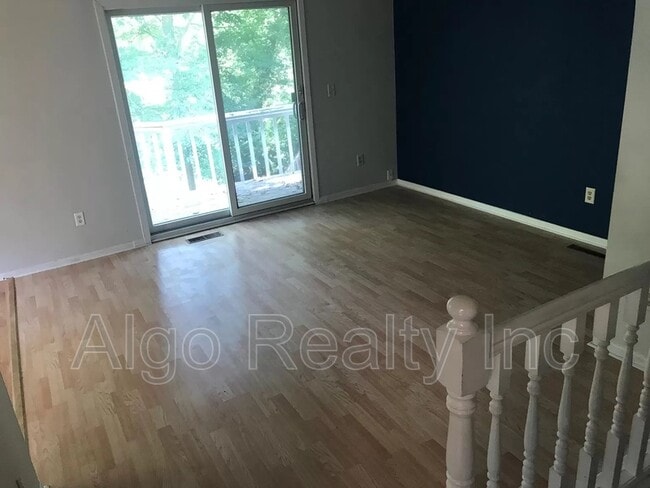 Photo - 15598 Garfield Cir