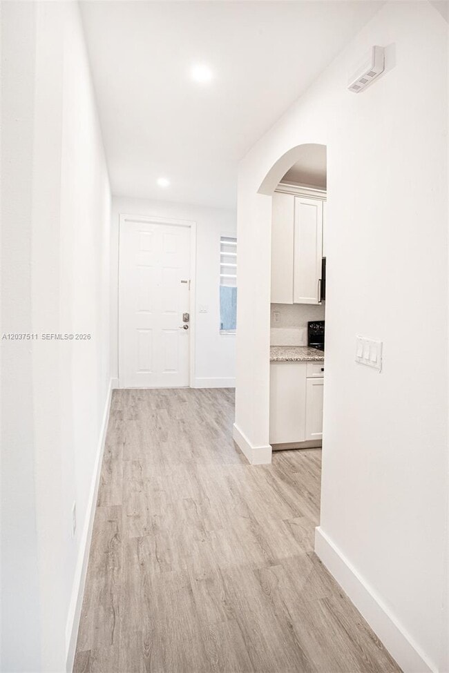 Photo - 4234 NE 9th St