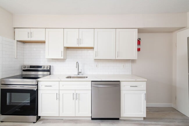 Photo - Forest Creek Apartments