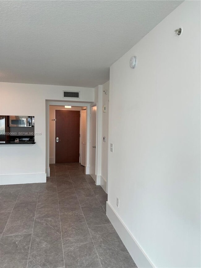 Photo - 31 SE 5th St Unit 2103