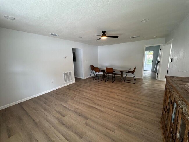Photo - 1407 Moselle Ave