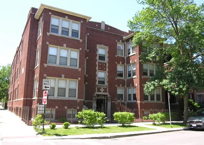 Building Photo - 6656 S Minerva Ave Unit 2