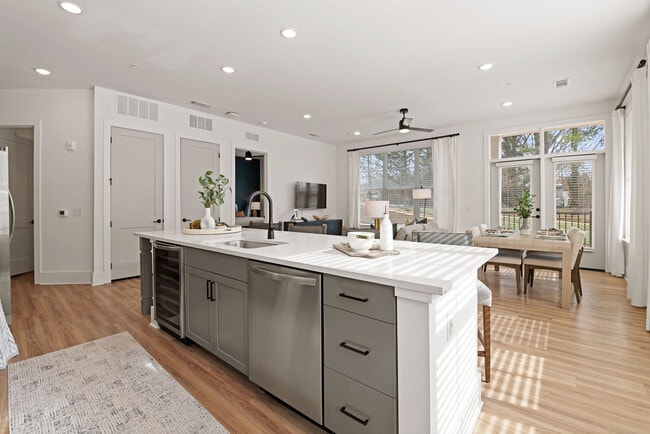 LANA at Lake Norman apartments — community photo