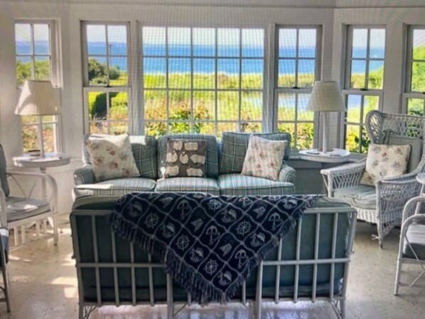 Photo - 550 Chappaquonsett Rd