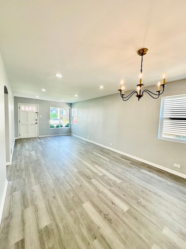 35 46th Ave
