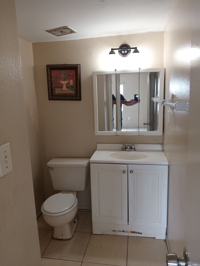 Photo - 1404 Holden Ave Unit D