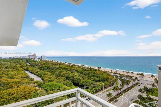 Photo - 3000 E Sunrise Blvd Unidad PHB