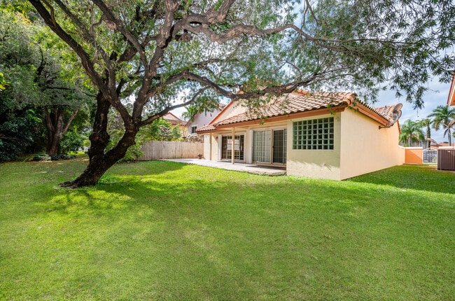 Photo - 4725 NW 103rd Ct