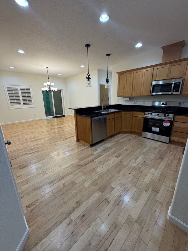 Photo - 3 Bedroom 2 Bath at Astoria