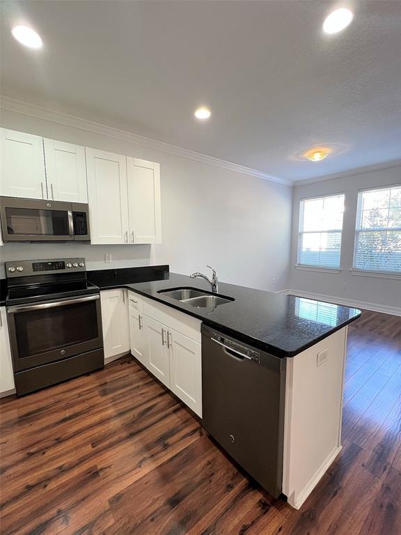 Photo - 6921 Interbay Blvd