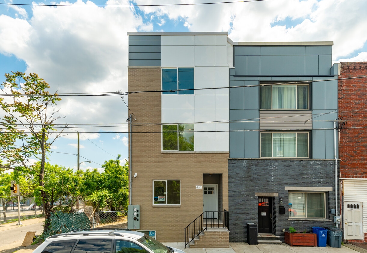 Photo - 438 W Susquehanna Ave (Philadelphia, PA)