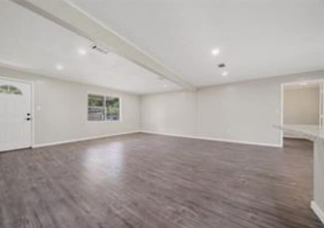 Photo - 104 Co Rd 2401