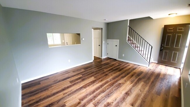 Photo - 422 N 18th Ave