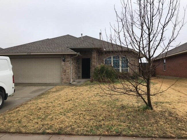 Building Photo - First month FREE!!   Great Location!