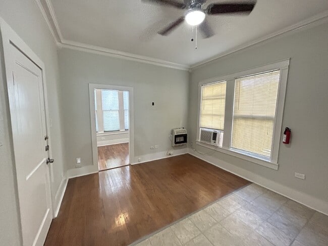 Photo - Renovated unit ready to move in by Downtow... Apartment Unit 1