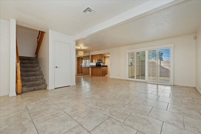 Photo - SPACIOUS 3BR/2BA Condo in Canyon Crest Nea...