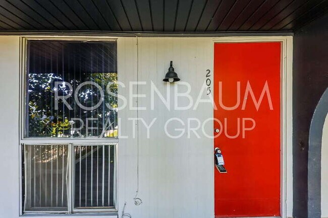 Photo - 6320 N 16th St Unidad 210