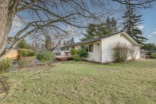 Photo - Newly Remodeled Rambler in Lynnwood with Giant Back Yard!