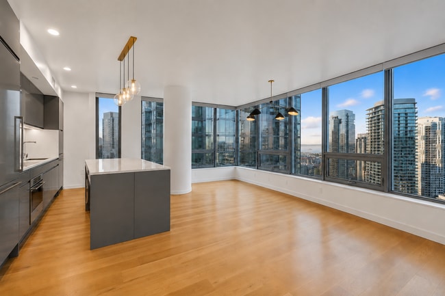 Photo - 2Bd/1.75Ba Seattle Condo Unit 3205