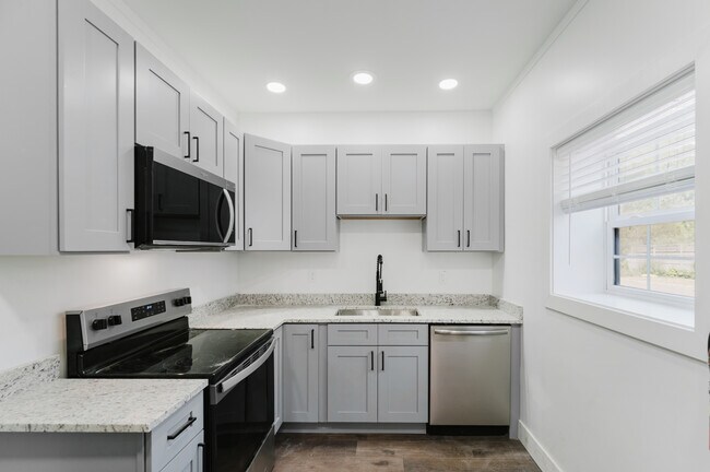 Photo - 1210 Washtenaw Ave