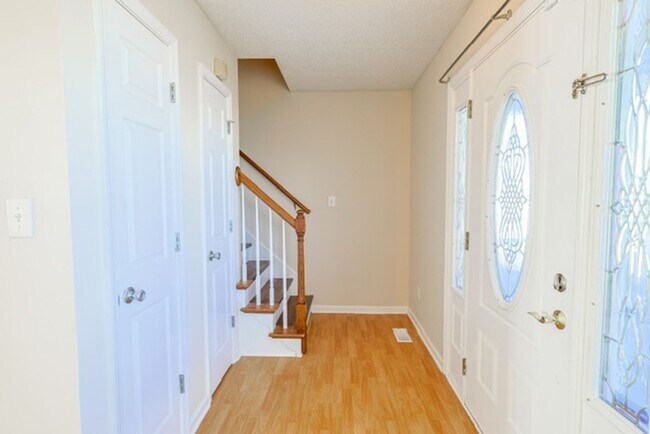 Photo - New Listing!!