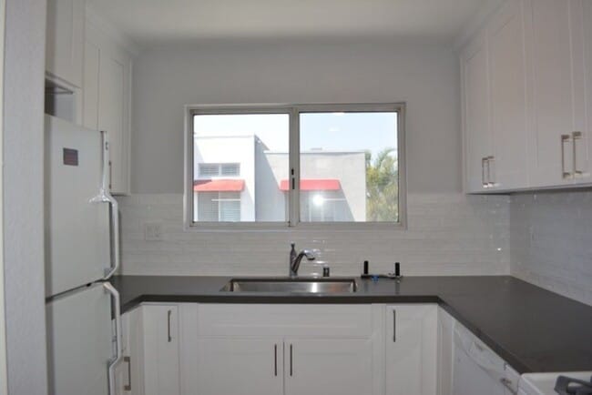 Photo - BEAUTIFUL "HILLCREST VILLAGE"  CONDOMINIUM...