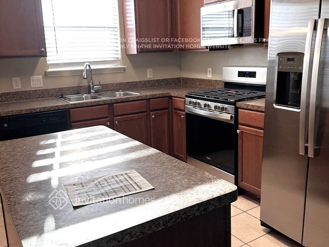 Photo - 741 Lazy Crest Dr