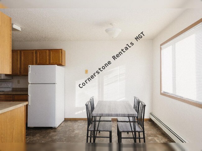 Photo - 1401 12th St E Unidad 11