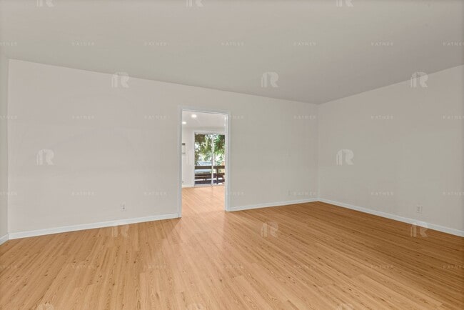 Photo - 4191 Sunswept Dr Unit #02