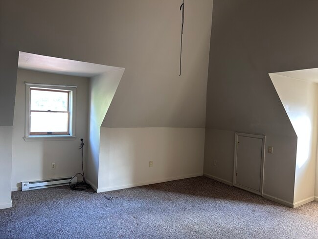 Bedroom #2 - 30 Frank St Unidad Apt B