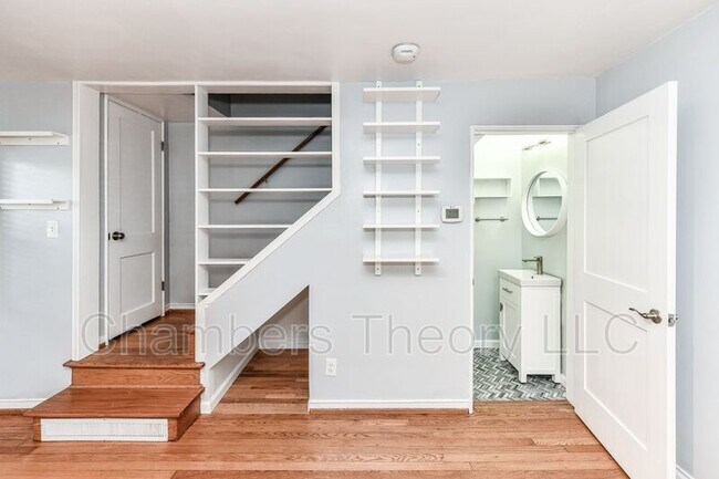 Photo - 1028 S Edison St