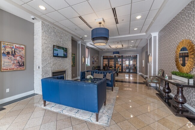 Stunning Main Entrance Lobby - Renaissance at the Power Building Rental