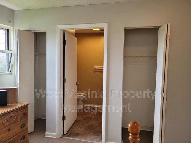 Photo - 345 Prosperity Rd Unit Apt 3