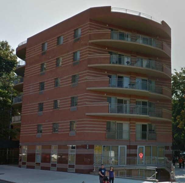 Primary Photo - 42-07 Kissena Blvd Apartments