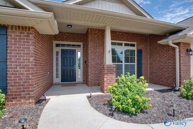 Photo - 512 Summer Cove Cir NW