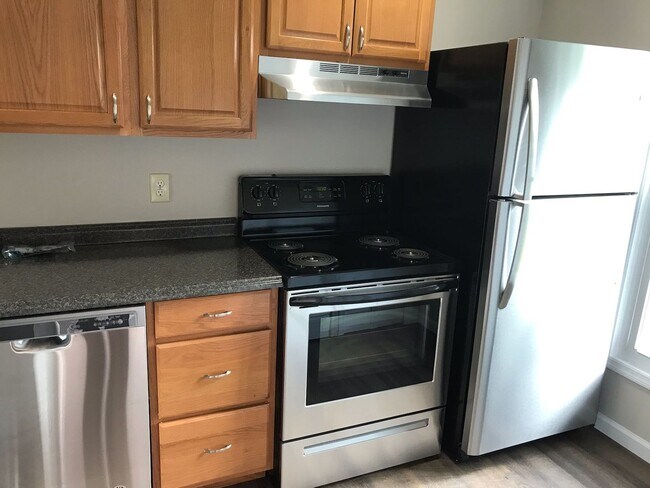 Photo - New Listing Circleville - Newly Updated 2 Bedroom Duplex