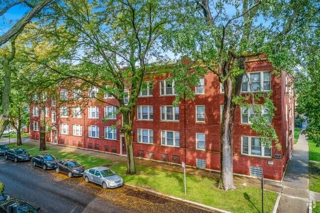 Building Photo - 1940 W Winona St Unit 1 Rental