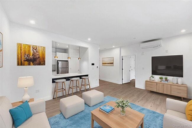 Photo - 645 N MacQuesten Pkwy Unit 3B