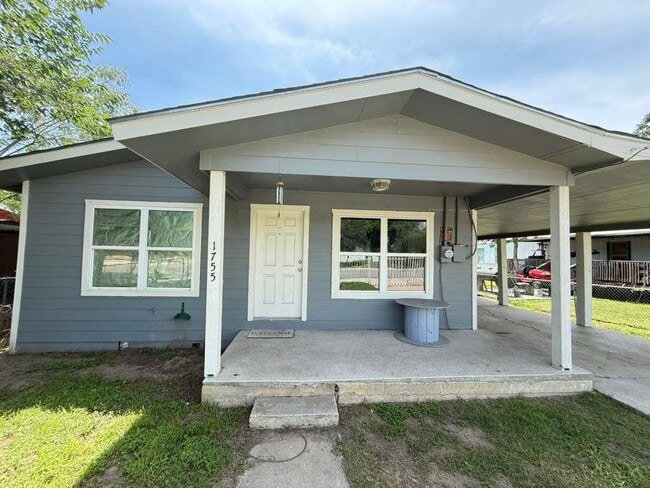 Photo - 1755 N 7th Ave