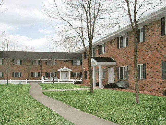 Photo - Deckner Manor Apartment Homes