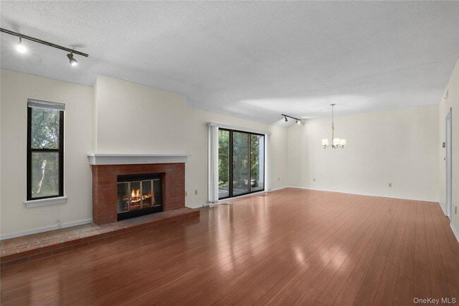 Photo - 316 Heritage Hls Unit A