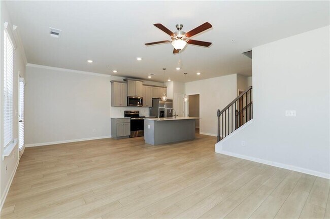 Photo - 8143 Tiger Wy