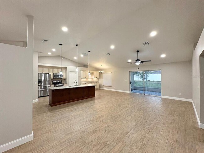 Photo - 9718 Crenshaw Cir