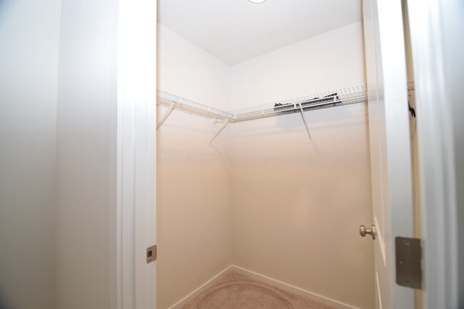 Photo - 935 N 19th Ave