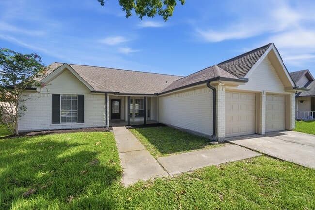 Photo - 1805 Whitebriar Dr