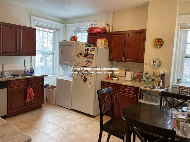 Photo - 726 Washington St Unit 5