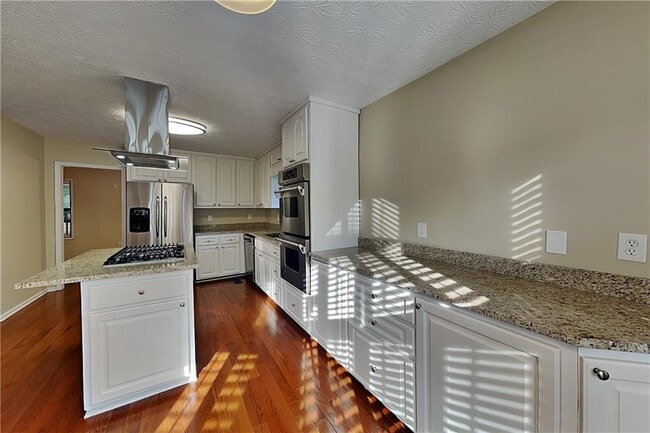 Photo - 6187 Brookside Ln