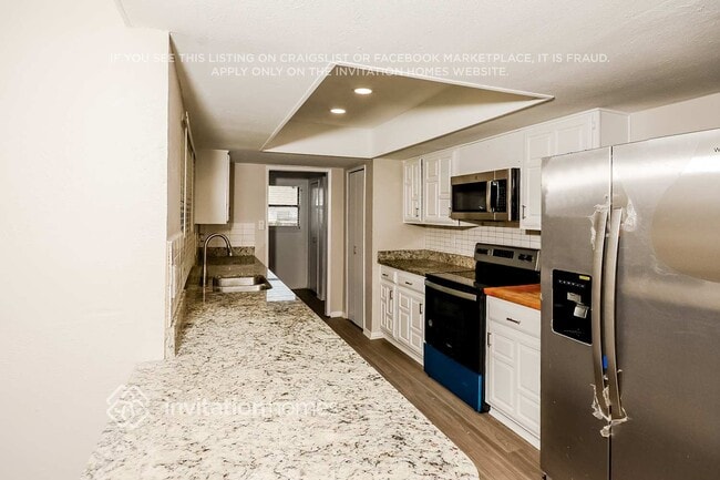 3409 Livingston Ln