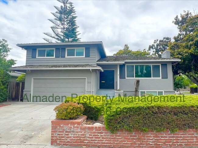 Building Photo - Newly Remodeled Tri-level Home! New Paint & No Carpets!