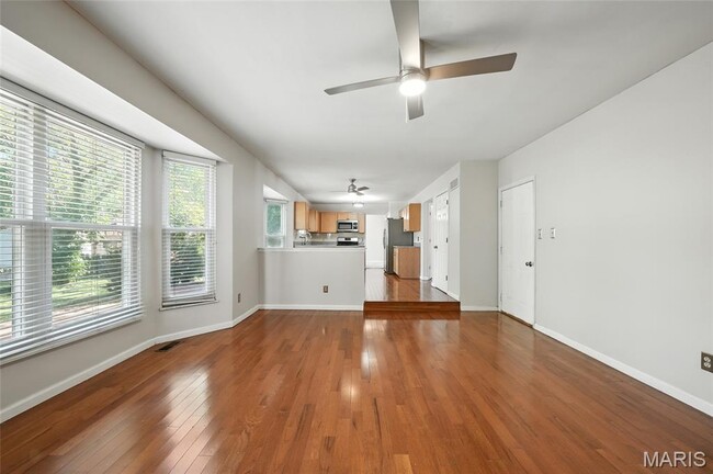 Photo - 1043 Oakwood Farms Ln